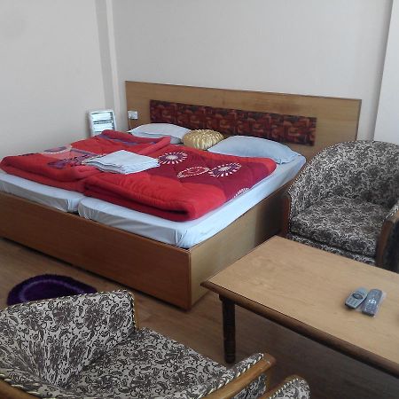 Joshīmath Hotel Mount View מראה חיצוני תמונה